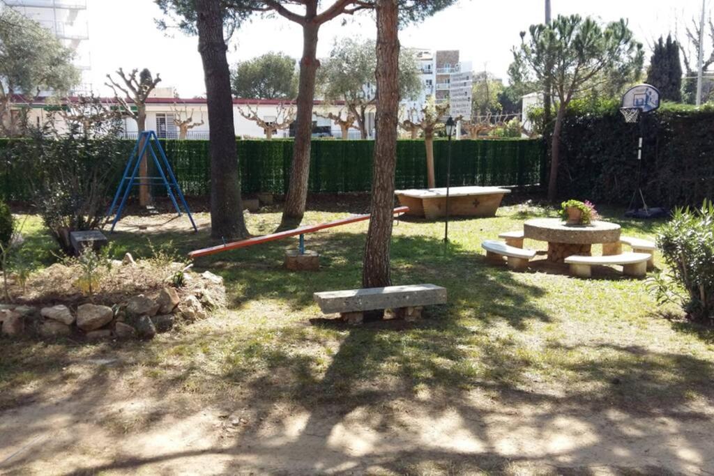 Apartamento Al Lado De La Playa Con Parking Y Jardin Platja d'Aro Luaran gambar